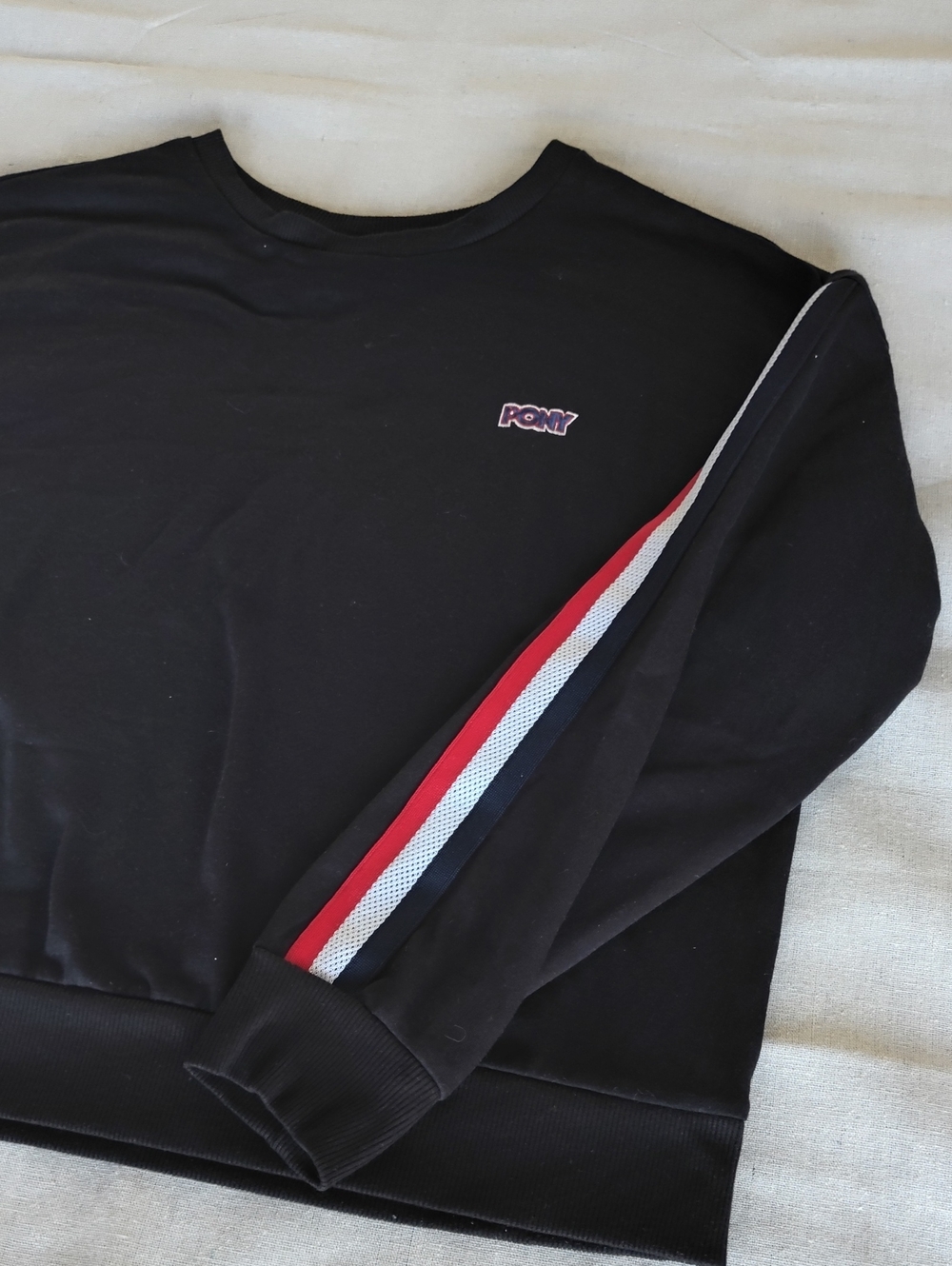PONY Black Retro Tricolor Sleeve Stripe Crewneck Sweatshirt - Womens L